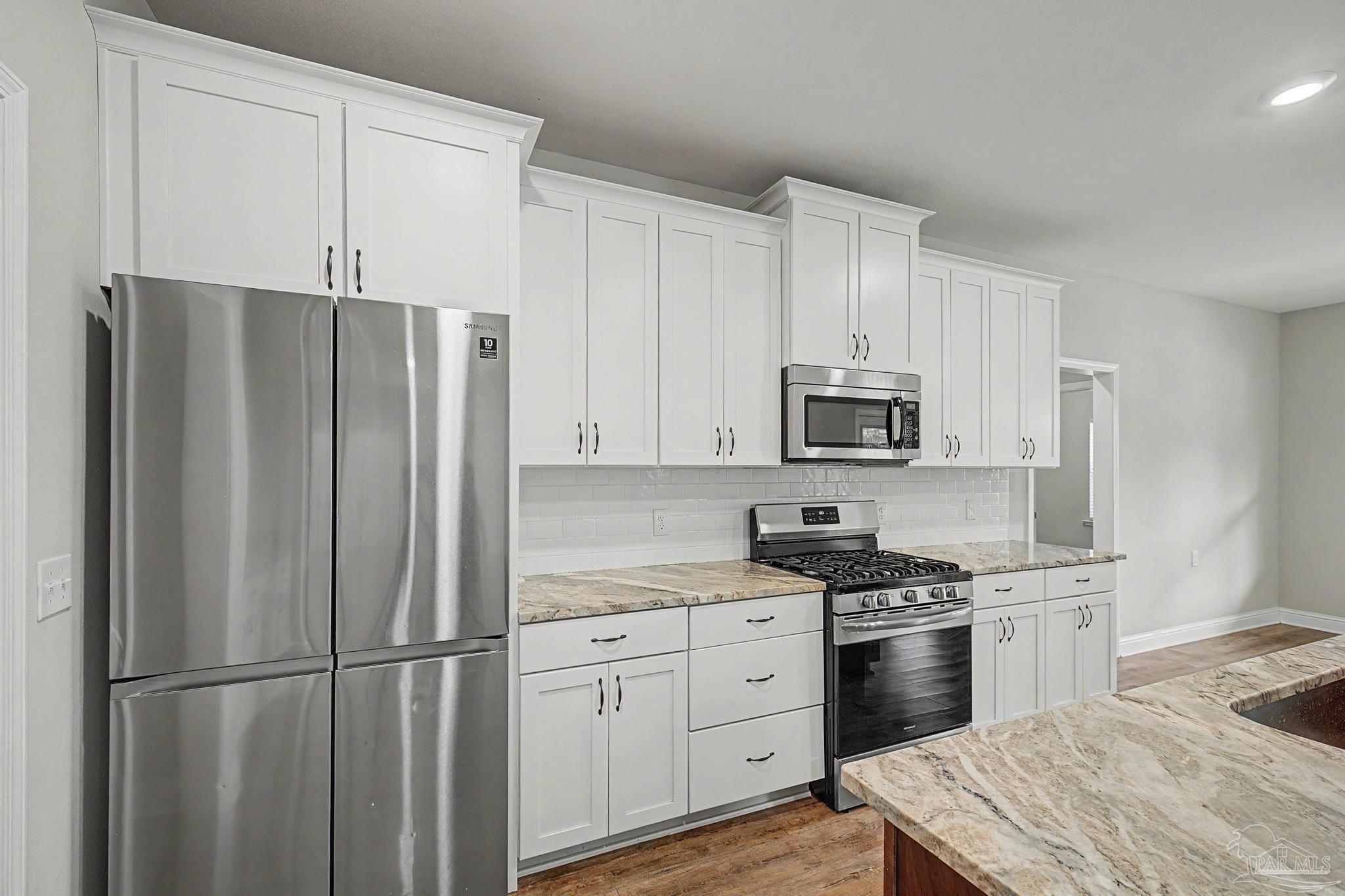400 Broadleaf Circle Cantonment, FL 32533 - Photo 16 of 34
