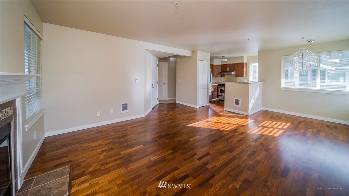 3914 243rd Place Southeast, Unit L302 Bothell, WA 98021 - Photo 6 of 18