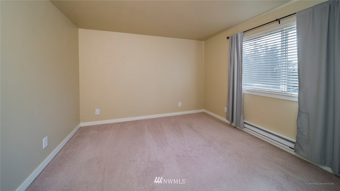 3914 243rd Place Southeast, Unit L302 Bothell, WA 98021 - Photo 8 of 18