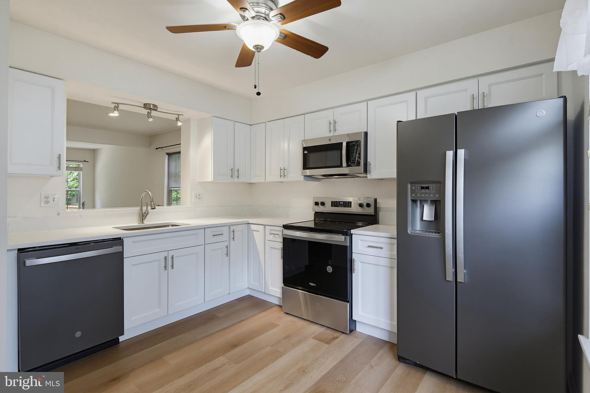 11543 Shell Flower Lane Columbia, MD 21044 - Photo 5 of 37