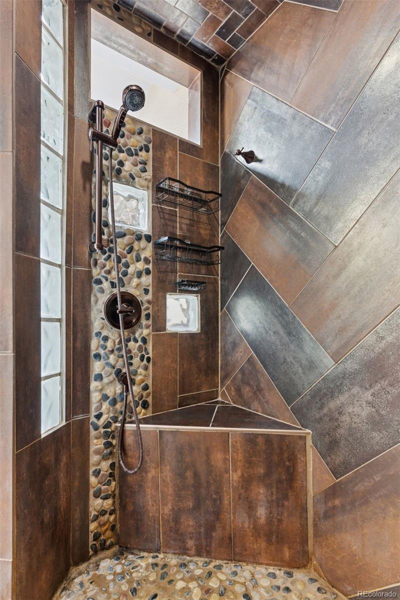 7501 Stroh Road Parker, CO 80134 - Photo 22 of 49 a view of entryway