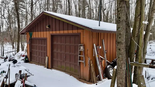 $475,000 | N918 Lamotte Lake Drive, Keshena, WI 54135