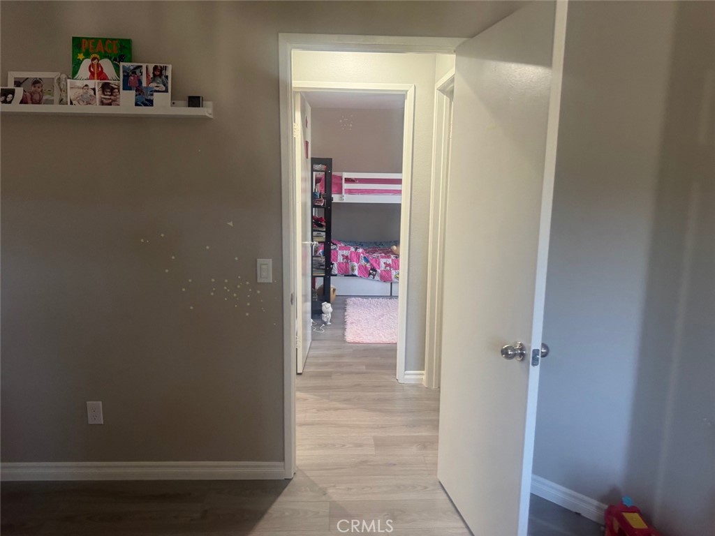 1059 Silvercreek Road Corona, CA 92882 - Photo 32 of 54