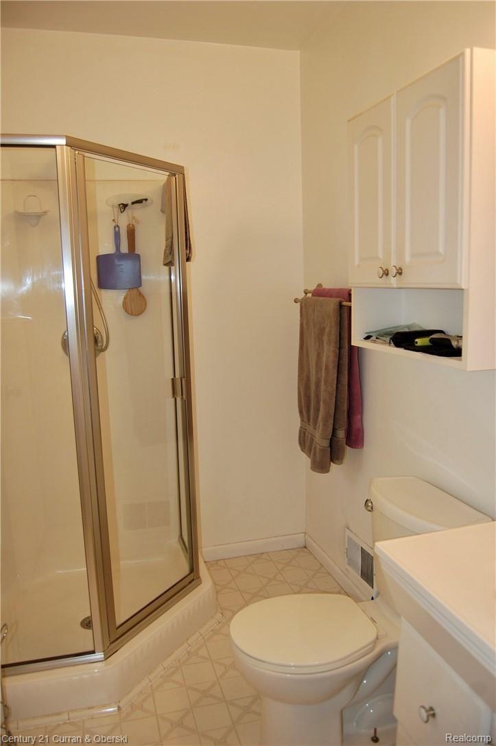 3564 South Merriman Road Wayne, MI 48184 - Photo 15 of 27 fullsizeoutput_12cc.jpeg