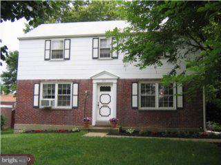 231 Farnham Road Havertown, PA 19083 - Photo 2 of 5
