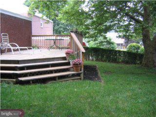 231 Farnham Road Havertown, PA 19083 - Photo 4 of 5