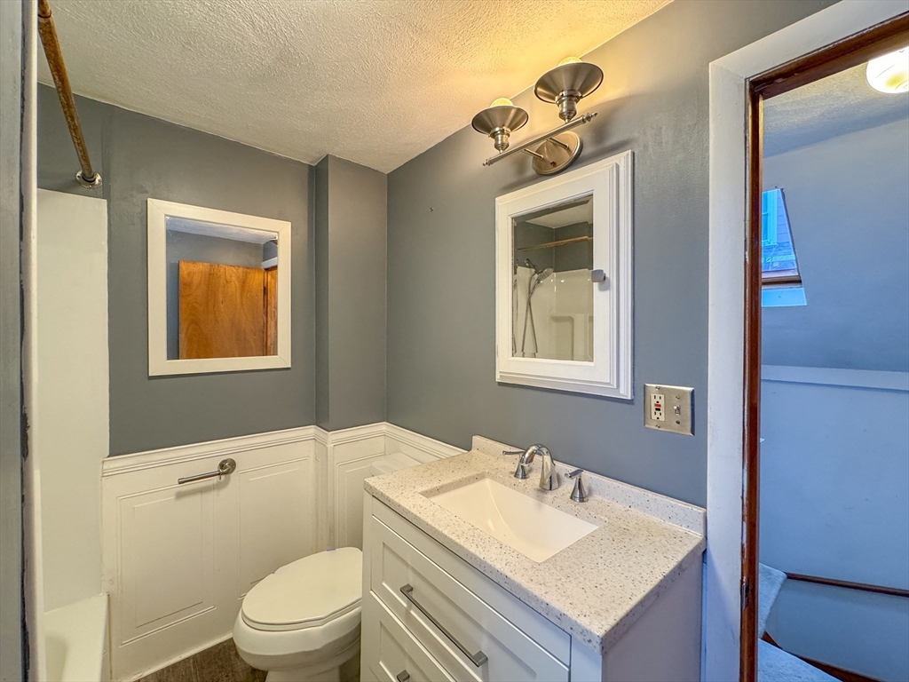 111 Mason Street Salem, MA 01970 - Photo 18 of 34