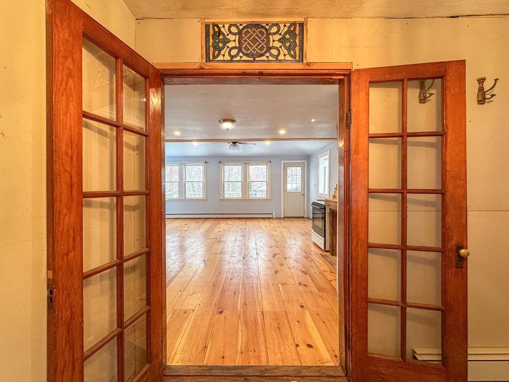 111 Mason Street Salem, MA 01970 - Photo 8 of 34