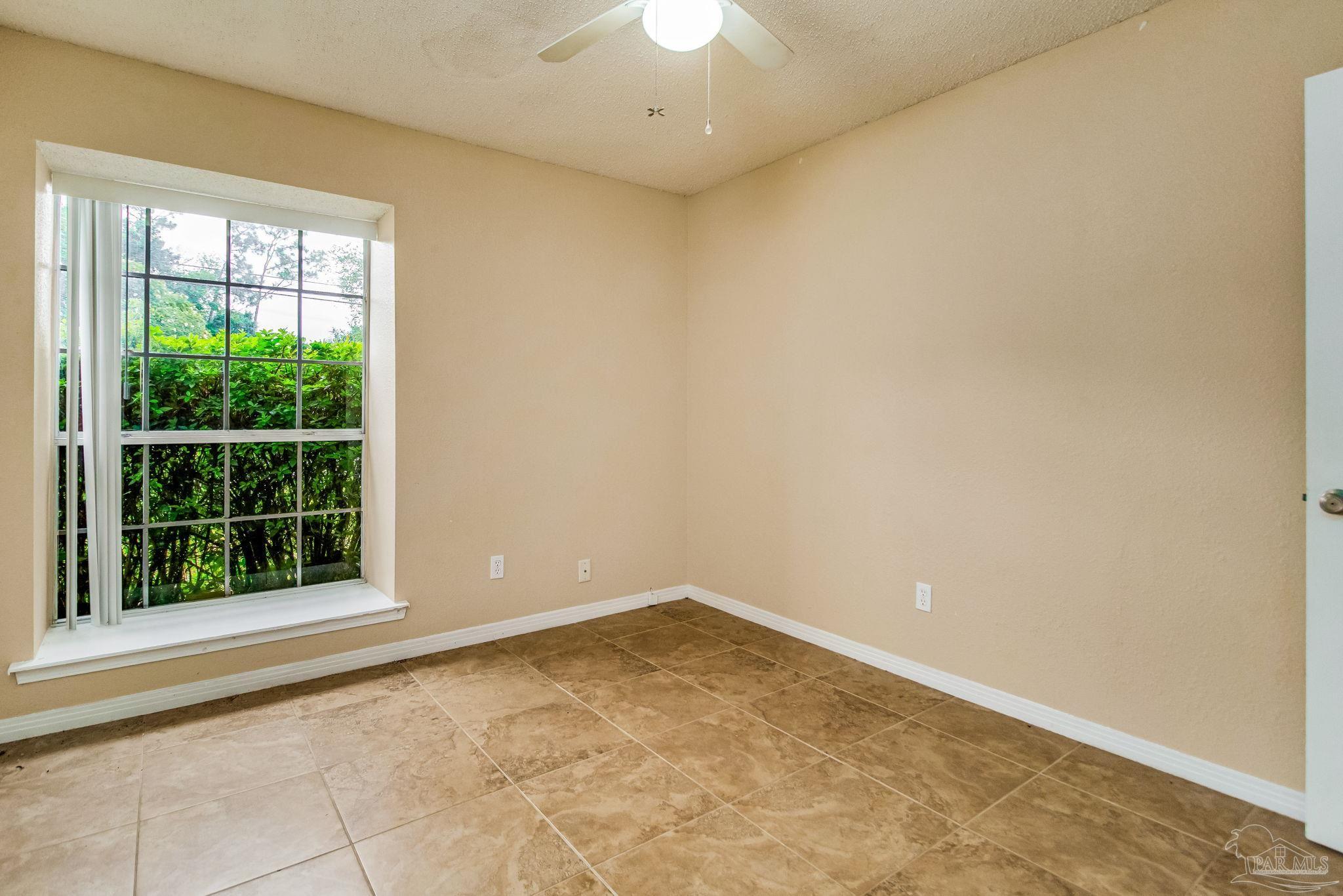 4140 April Road Pensacola, FL 32504 - Photo 27 of 38 Gallery Image 27
