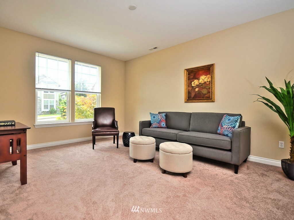 5170 Northeast 7th Court Renton, WA 98059 - Photo 11 of 25
