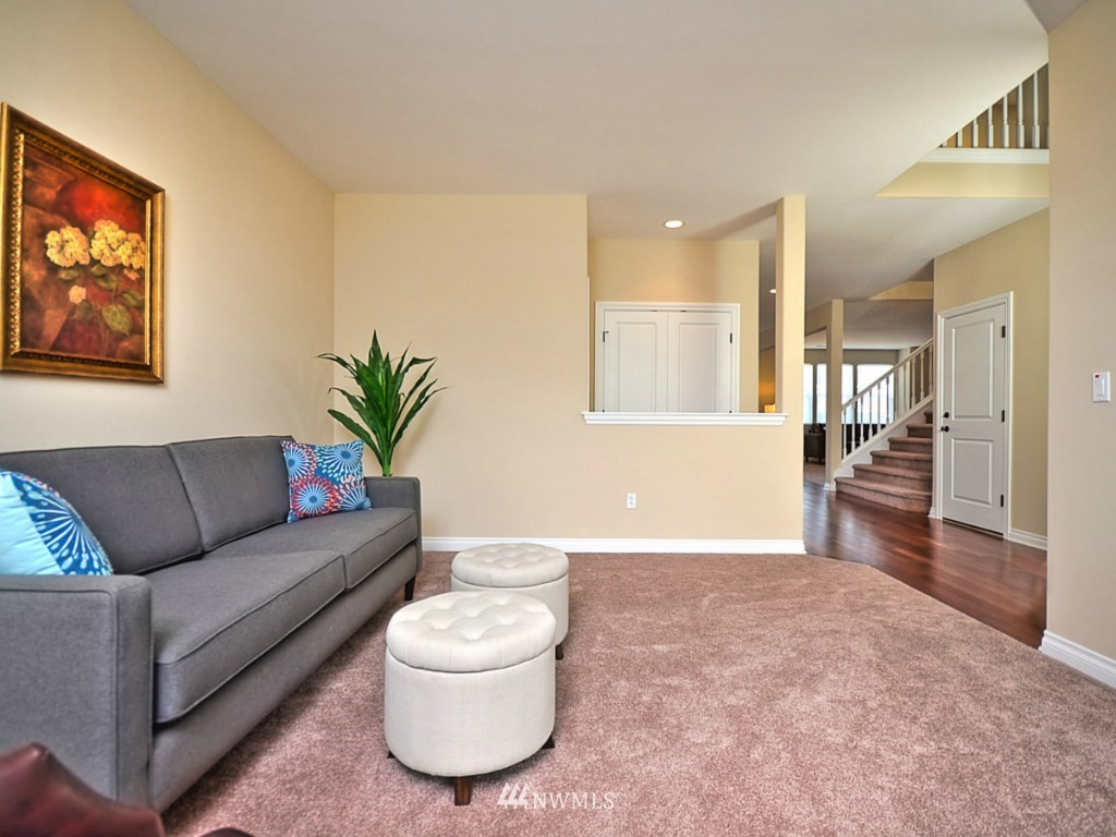 5170 Northeast 7th Court Renton, WA 98059 - Photo 12 of 25