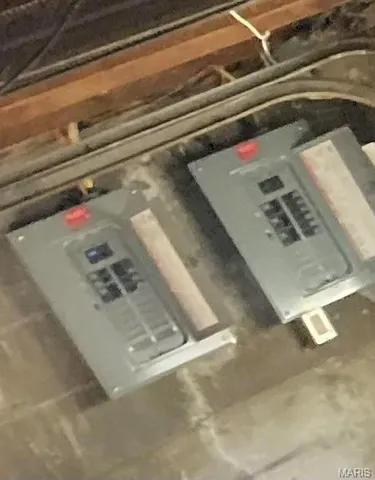 $115,000 | 1205 West McCarty Street, Jefferson City, MO 65109