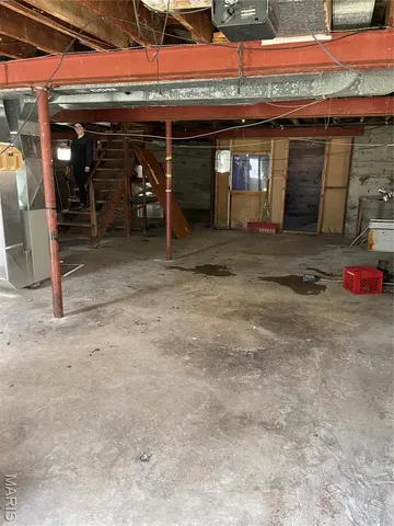 $115,000 | 1205 West McCarty Street, Jefferson City, MO 65109