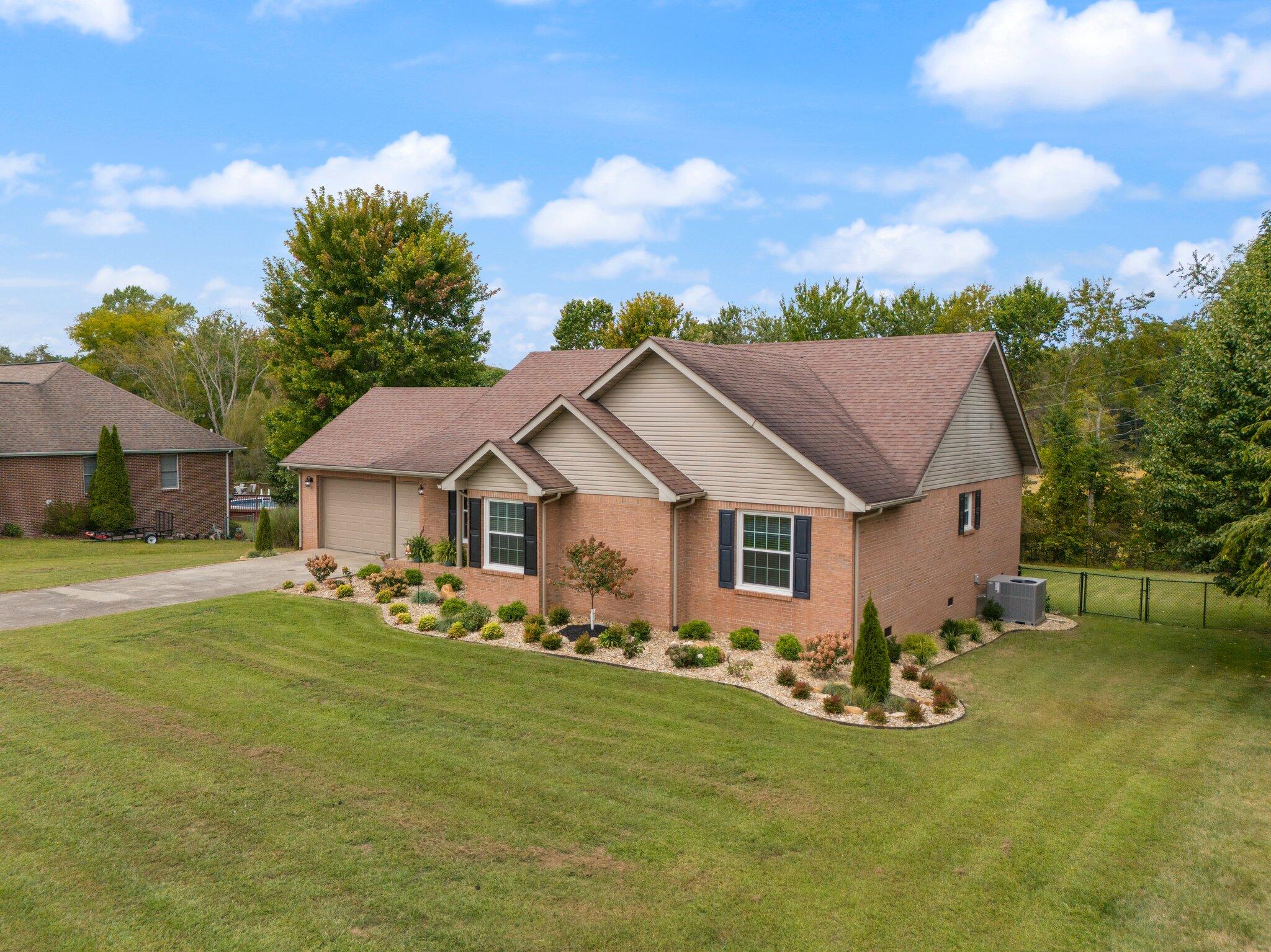 103 Rookwood Drive Corbin, KY 40701 - Photo 3 of 59 49-web-or-mls-DJI_20240912131358_0274_D