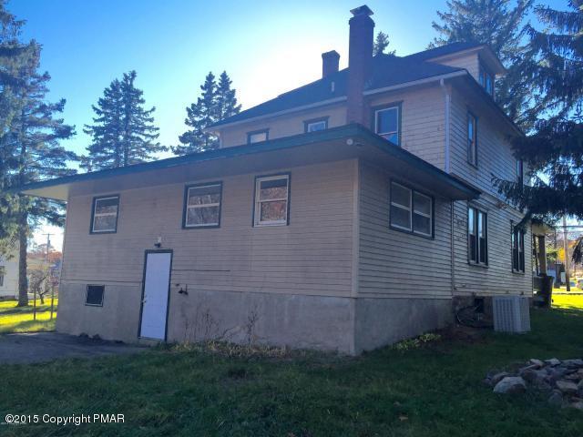 39 Sterling Road Mount Pocono, PA 18344 - Photo 17 of 22 Rear