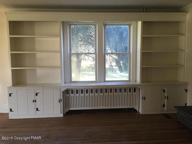 39 Sterling Road Mount Pocono, PA 18344 - Photo 9 of 22 Built in Cabinets