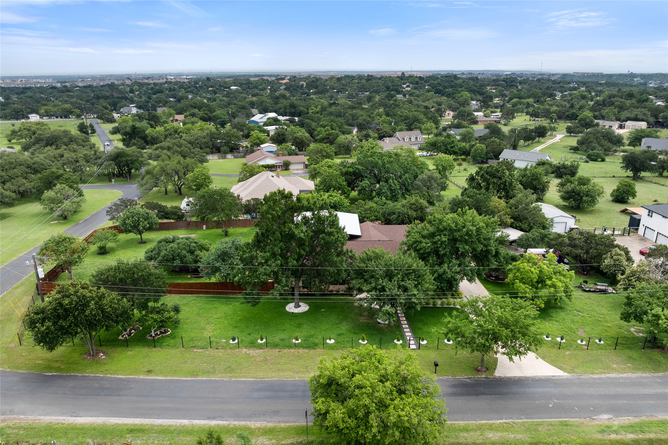 301 Oak Ridge Road Georgetown, TX 78628 - Photo 31 of 34 Image quality insufficient for description