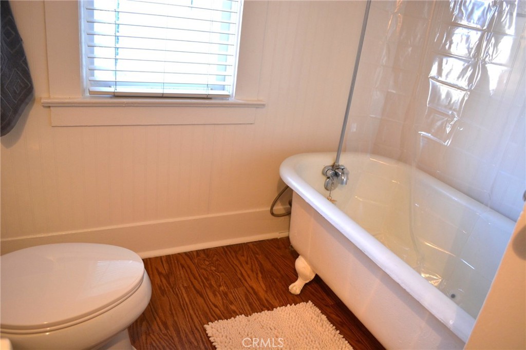 3452 Mulberry Street Riverside, CA 92501 - Photo 34 of 45 Unit 3 - Bathroom