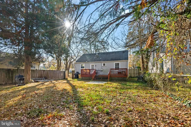 a house view with a outdoor space