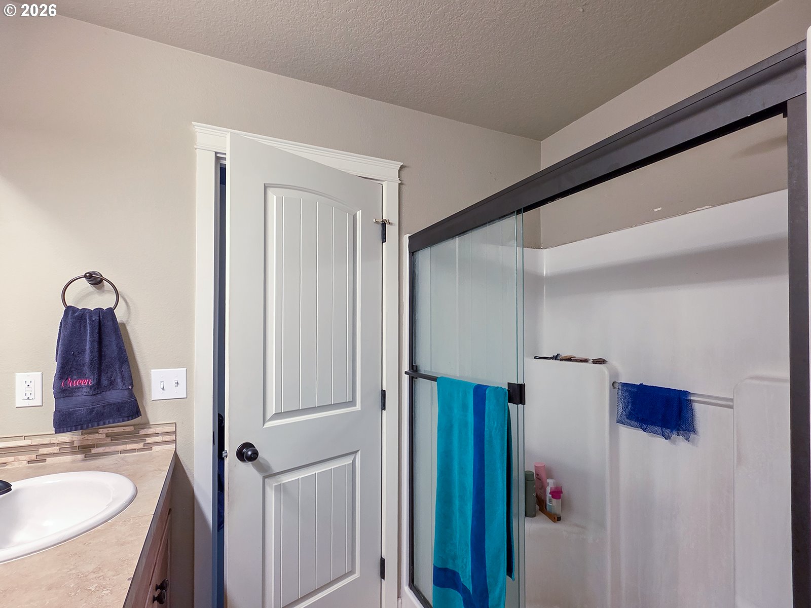 2838 26th Avenue Forest Grove, OR 97116 - Photo 24 of 37 a bathroom with a sink and a mirror