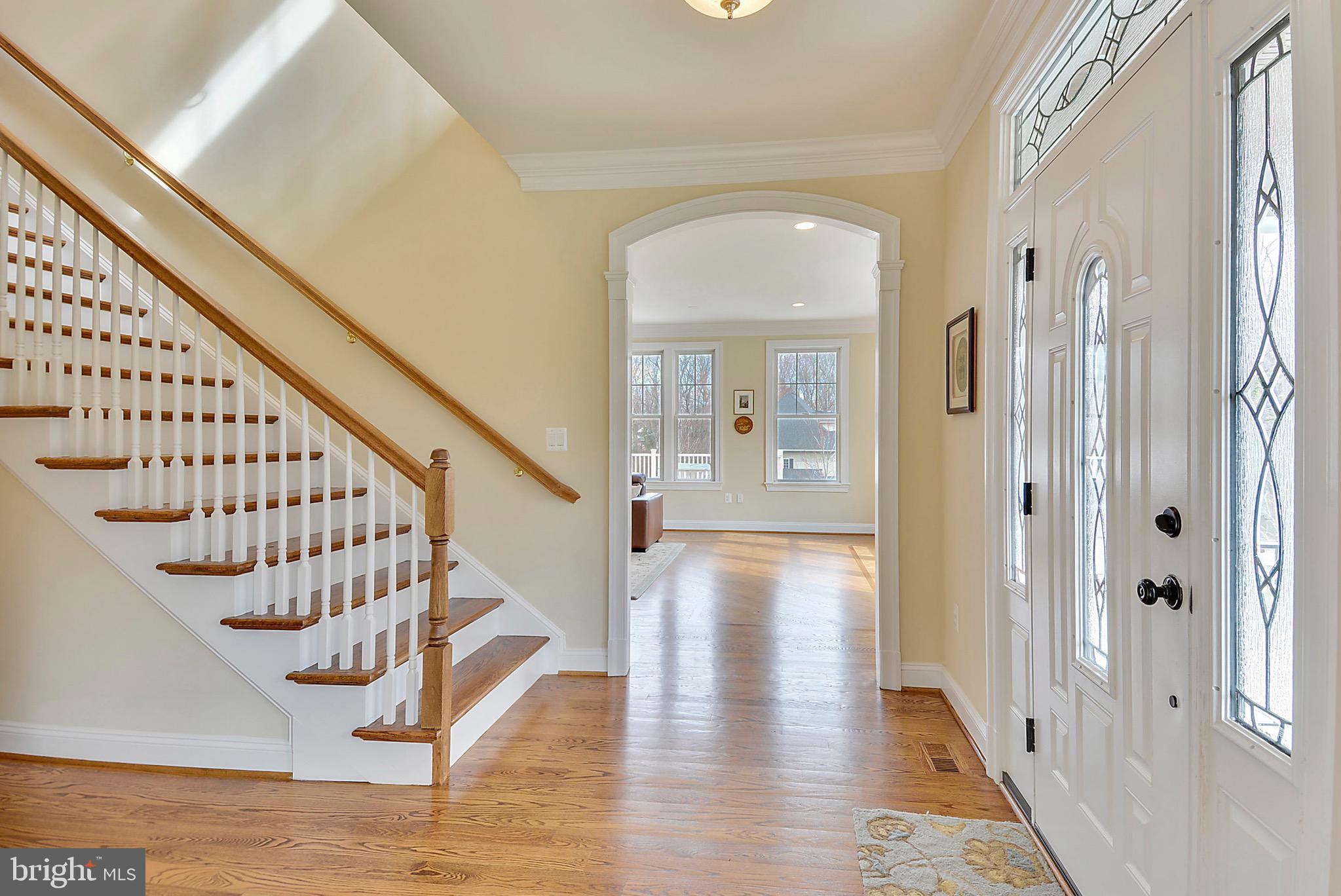 8140 Stacey Road Alexandria, VA 22308 - Photo 2 of 31