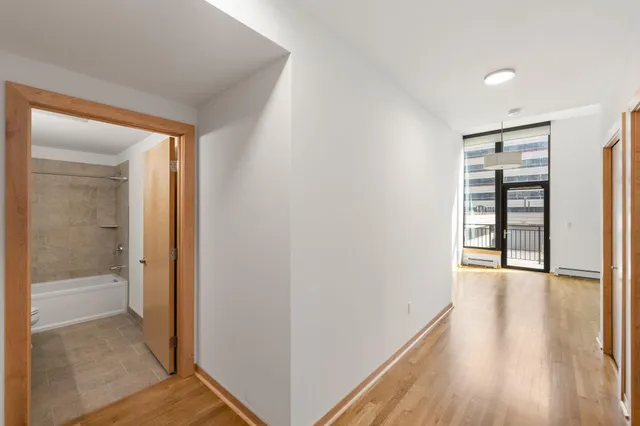 $2,495 | 1240 South 2nd Street, Unit 119, Minneapolis, MN 55415