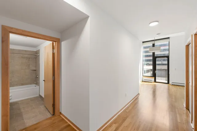 $2,495 | 1240 South 2nd Street, Unit 119, Minneapolis, MN 55415