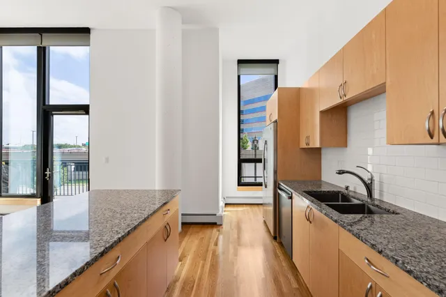 $2,495 | 1240 South 2nd Street, Unit 119, Minneapolis, MN 55415