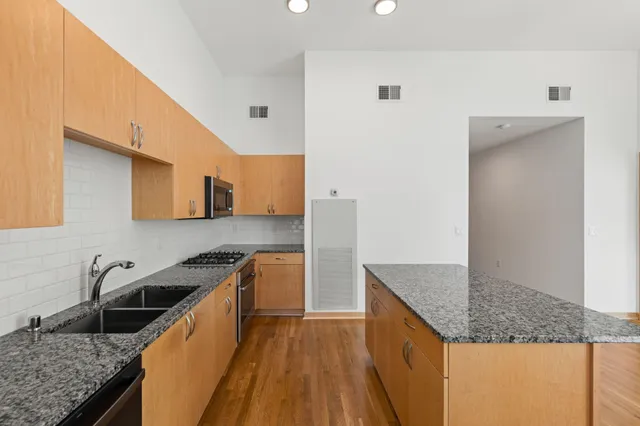 $2,495 | 1240 South 2nd Street, Unit 119, Minneapolis, MN 55415