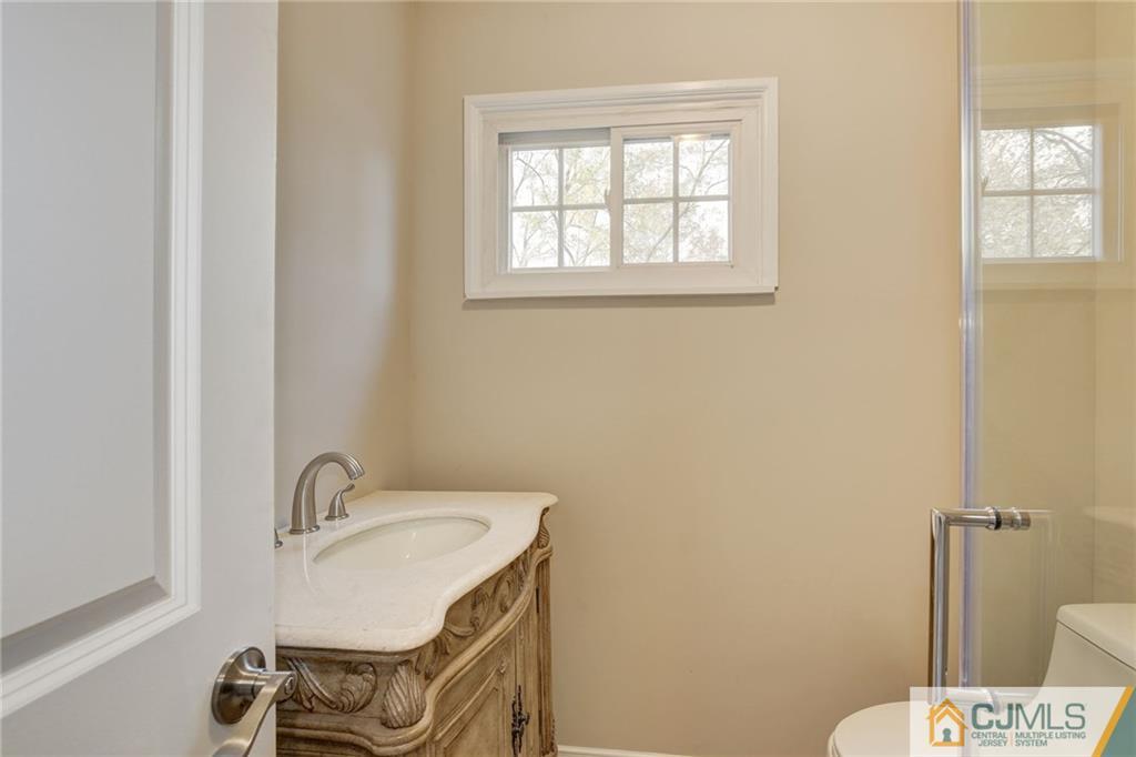 18 Rittner Lane Old Bridge, NJ 08857 - Photo 9 of 23 Gallery Image 9