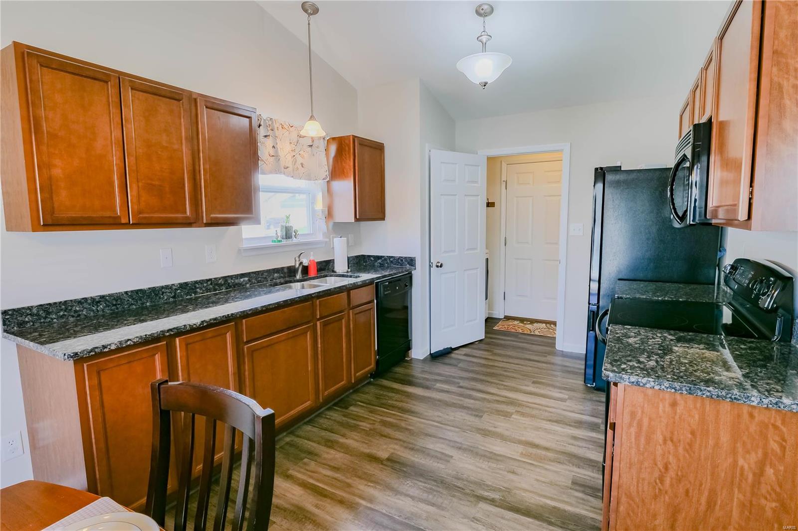 404 Wynchat Drive O'Fallon, MO 63366 - Photo 2 of 16