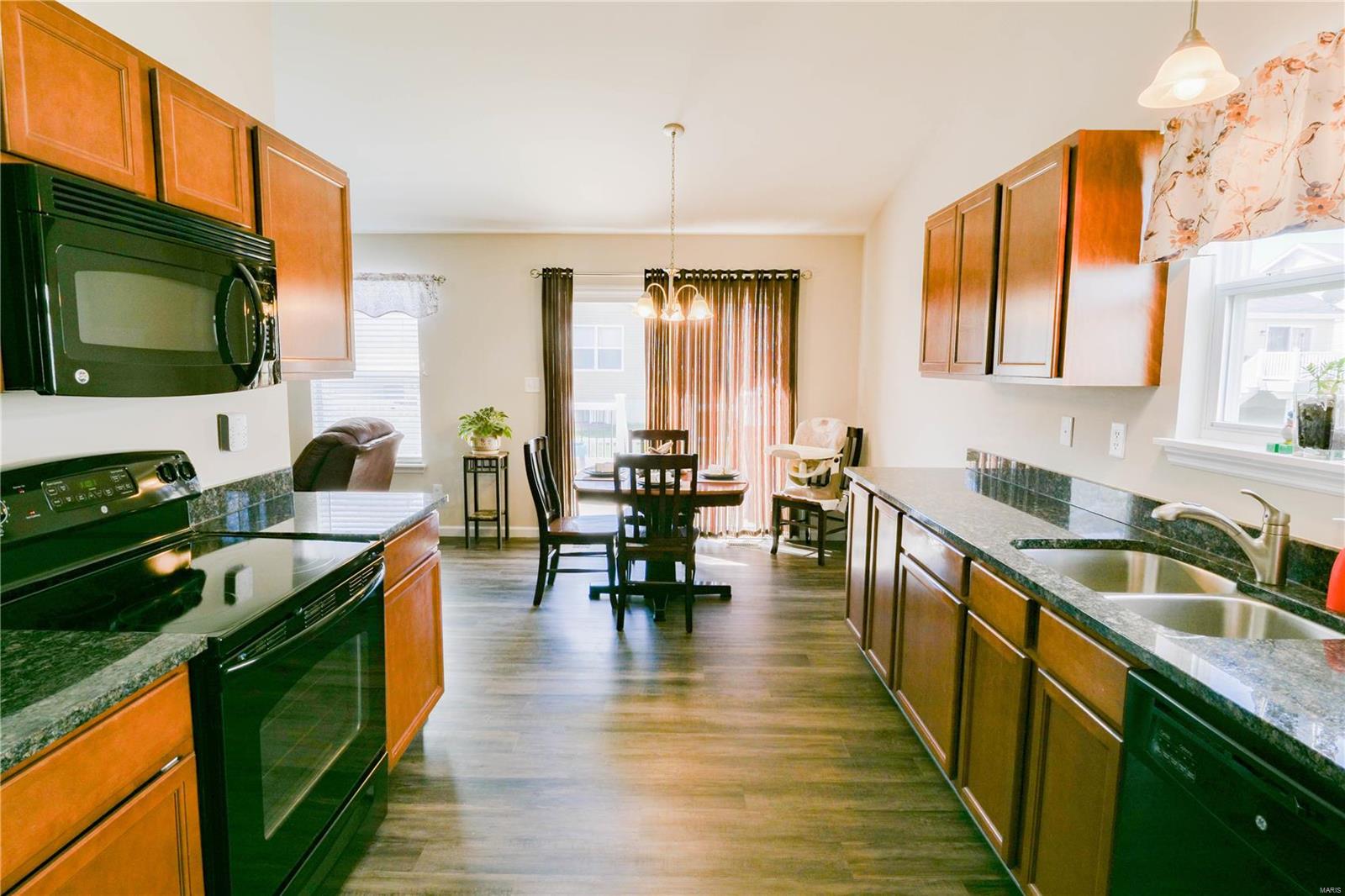 404 Wynchat Drive O'Fallon, MO 63366 - Photo 3 of 16