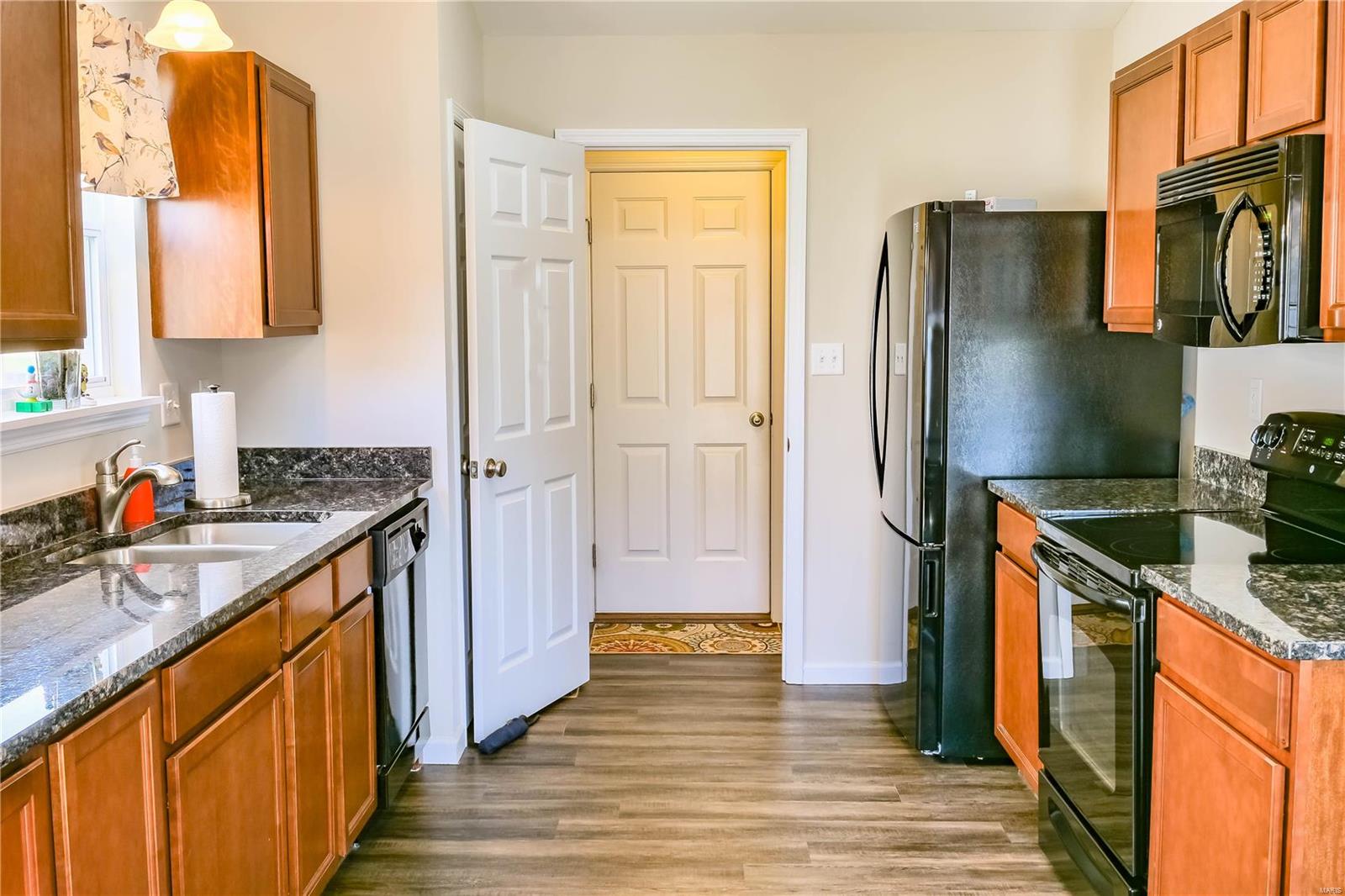 404 Wynchat Drive O'Fallon, MO 63366 - Photo 4 of 16