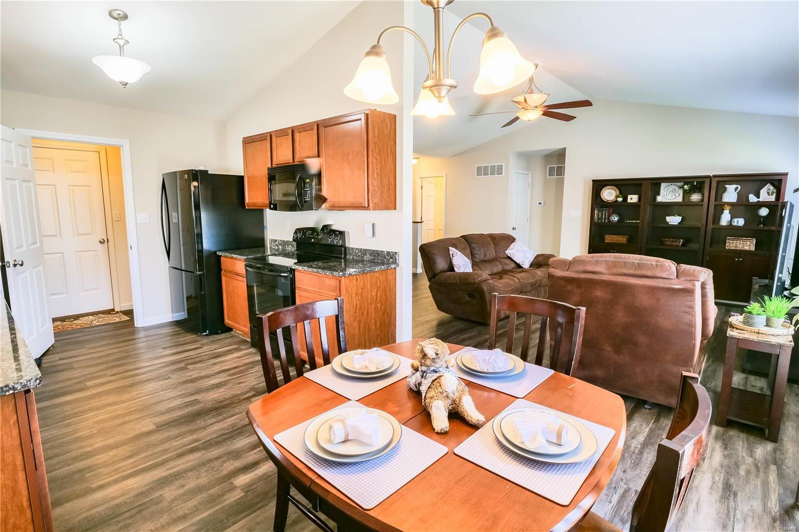 404 Wynchat Drive O'Fallon, MO 63366 - Photo 7 of 16