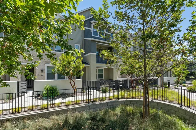 $4,000 | 219 Gambrel Circle, Santa Rosa, CA 95403