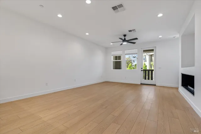 $4,000 | 219 Gambrel Circle, Santa Rosa, CA 95403