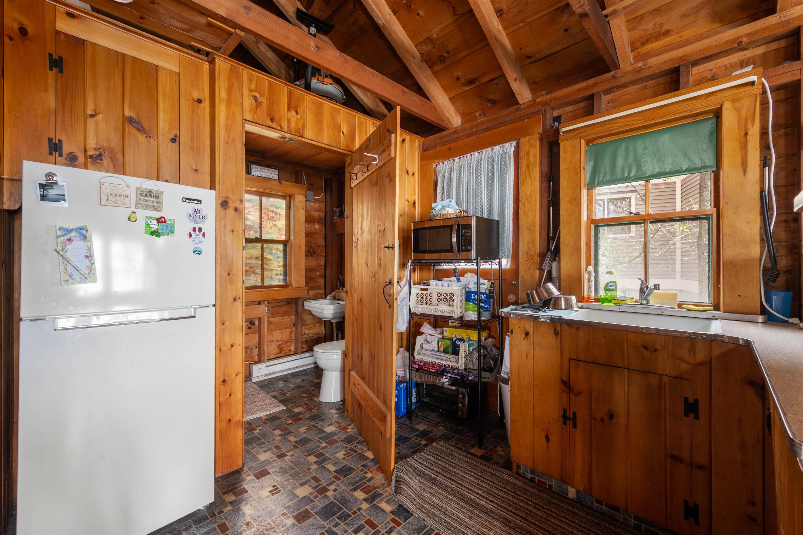 99 Pleasant Street Meredith, NH 03253 - Photo 27 of 41