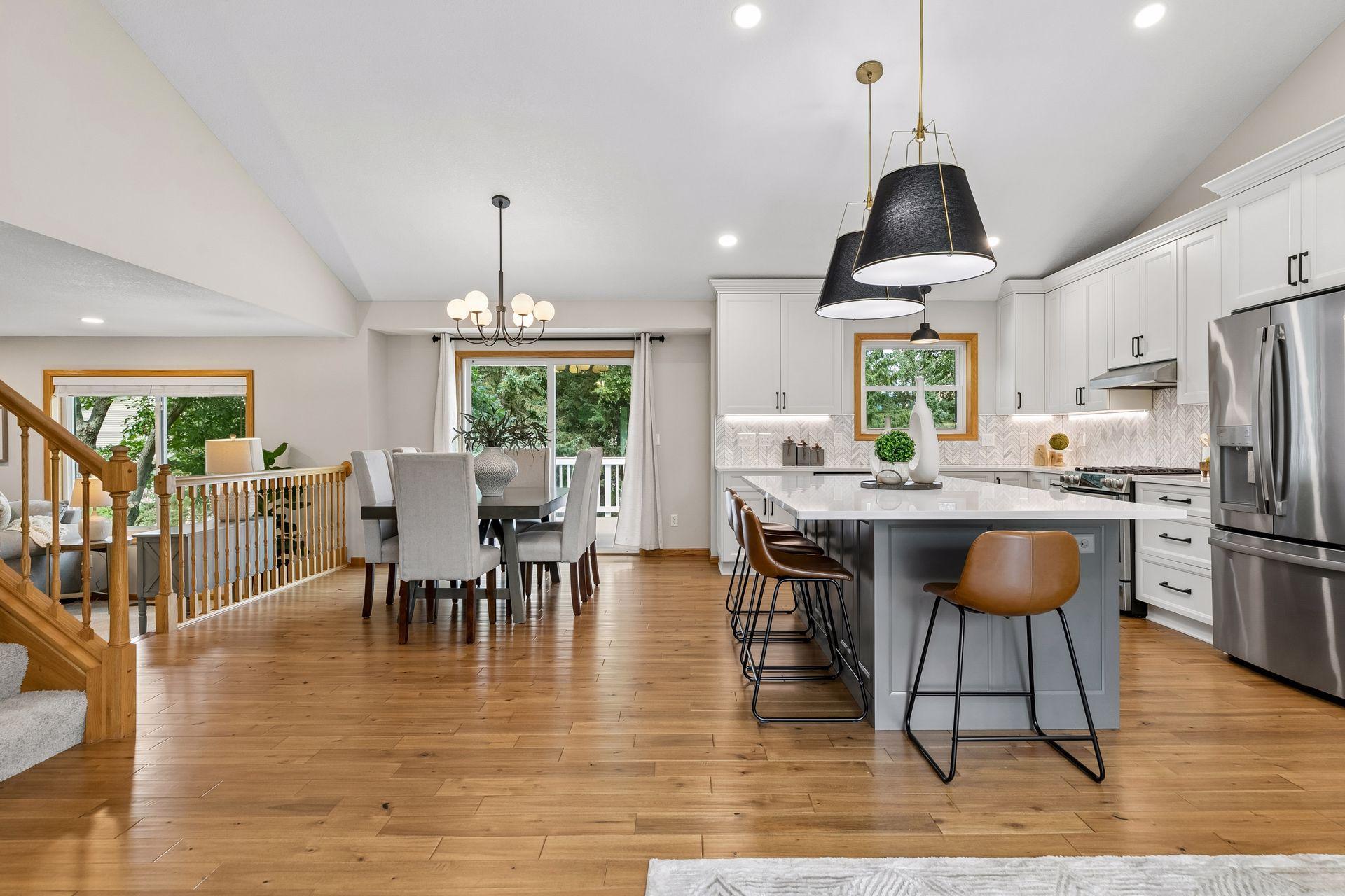 10362 Fox Run Road Woodbury, MN 55129 - Photo 8 of 83 Gallery Image 8