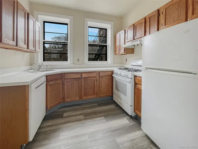 $2,300 | 49 Main Street, Unit 3, Irvington, NY 10533