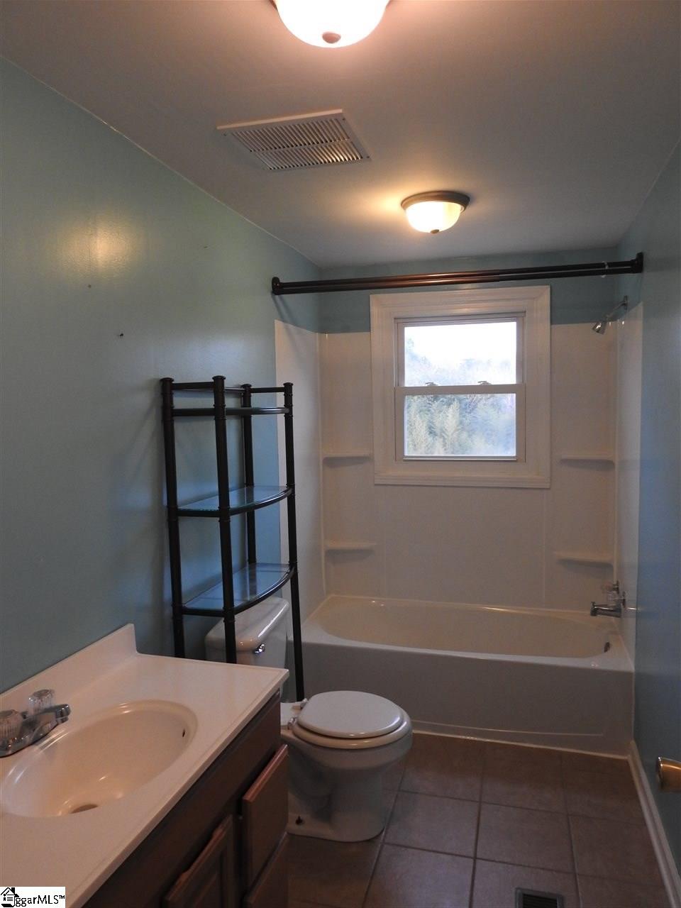 5965 Neely Ferry Road Laurens, SC 29360 - Photo 13 of 18