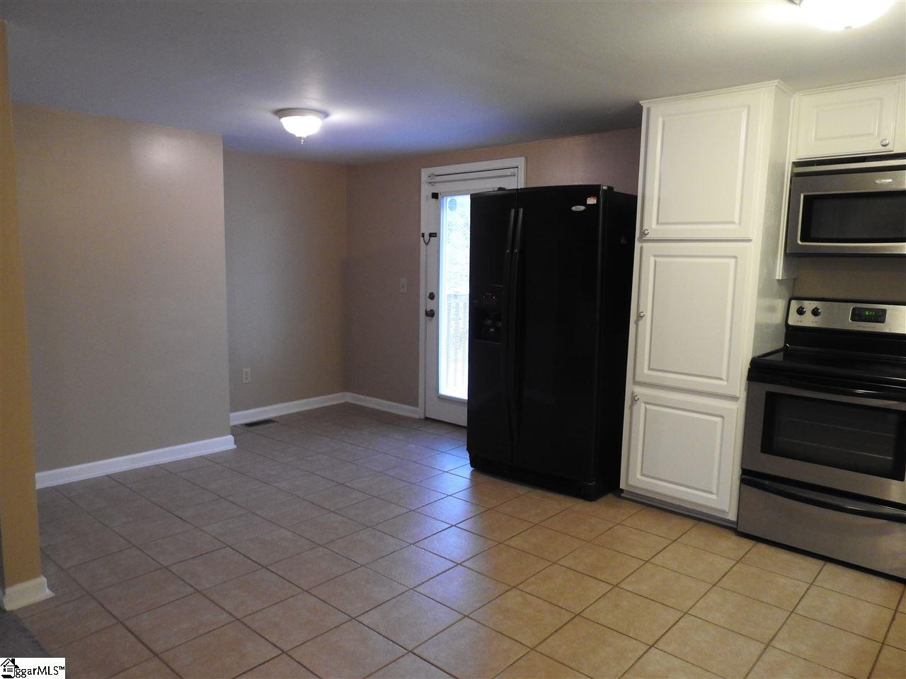 5965 Neely Ferry Road Laurens, SC 29360 - Photo 7 of 18
