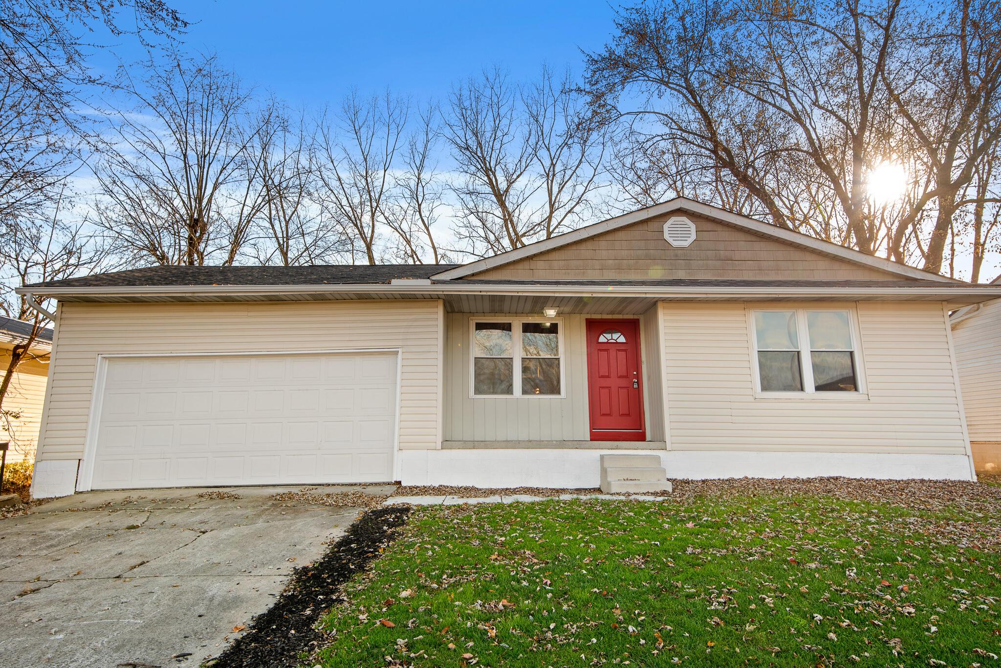 223 Lonepine Road Delaware, OH 43015 - Photo 2 of 23 Delawareranch-3
