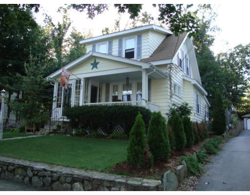 48 Romola Road Worcester, MA 01609 - Photo 1 of 15 Gallery Image 1