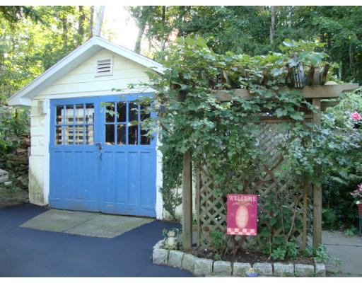 48 Romola Road Worcester, MA 01609 - Photo 15 of 15 Gallery Image 15