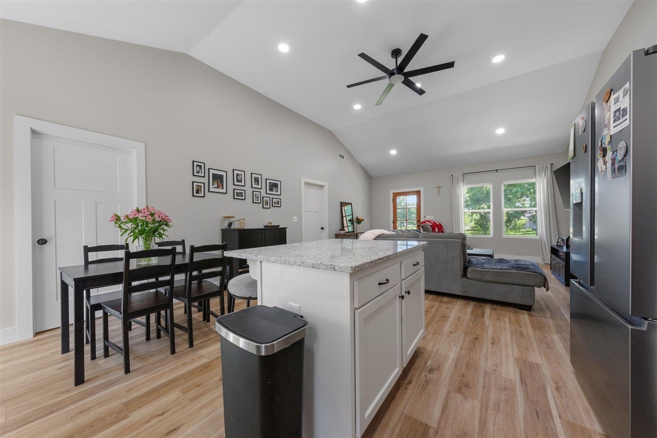 2795 Franklin Road Scottsville, KY 42164 - Photo 11 of 28 Gallery Image 11