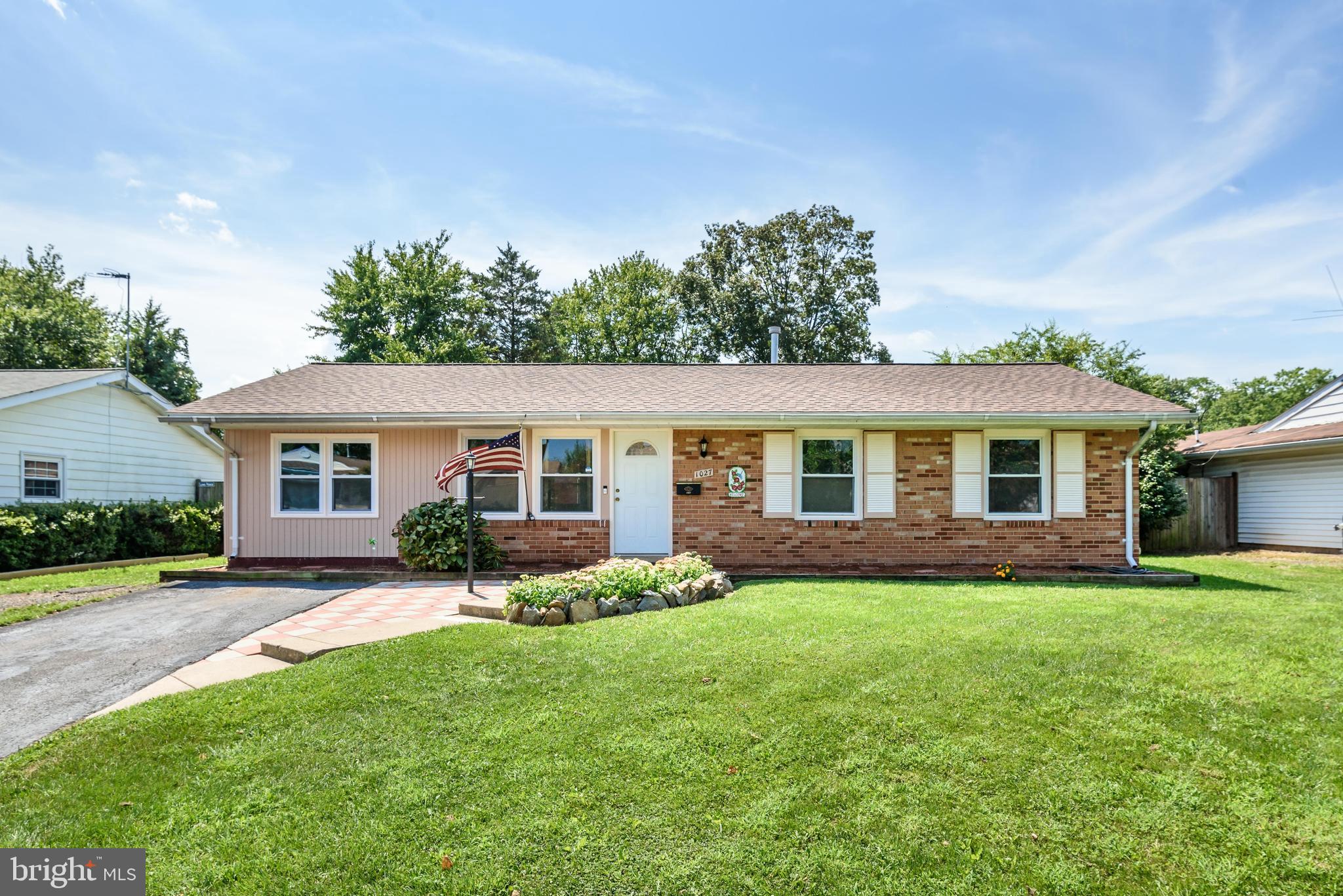 1027 South Hoga Road Sterling, VA 20164 - Photo 1 of 32 Welcome home!