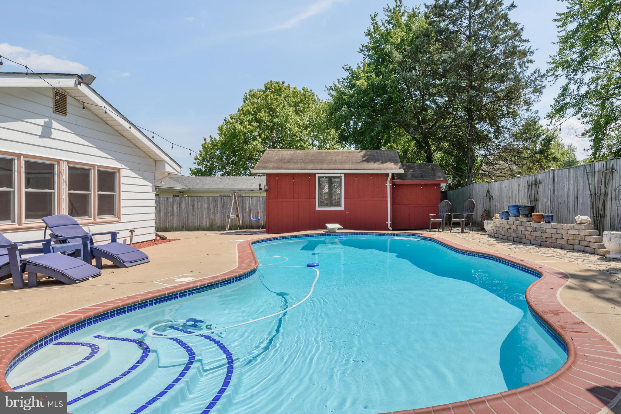 1027 South Hoga Road Sterling, VA 20164 - Photo 30 of 32 Pool