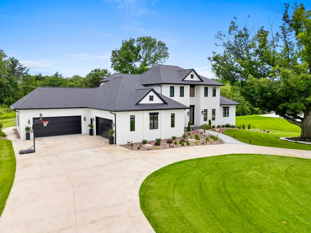 $2,499,000 | 4141 Blackberry Ridge Court, Hobart, WI 54155