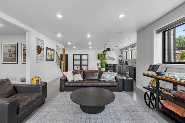 $2,499,000 | 4141 Blackberry Ridge Court, Hobart, WI 54155