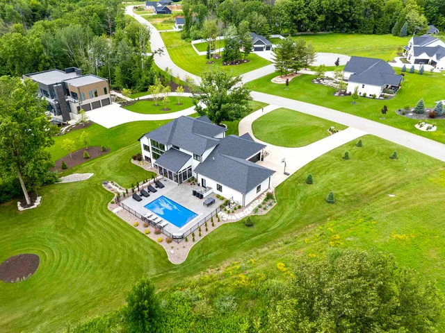 $2,499,000 | 4141 Blackberry Ridge Court, Hobart, WI 54155